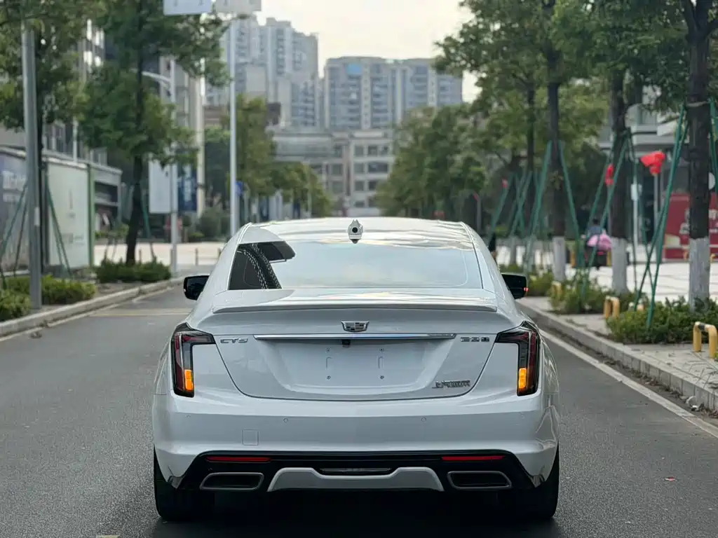 Cadillac CT5 — миниатюра 8
