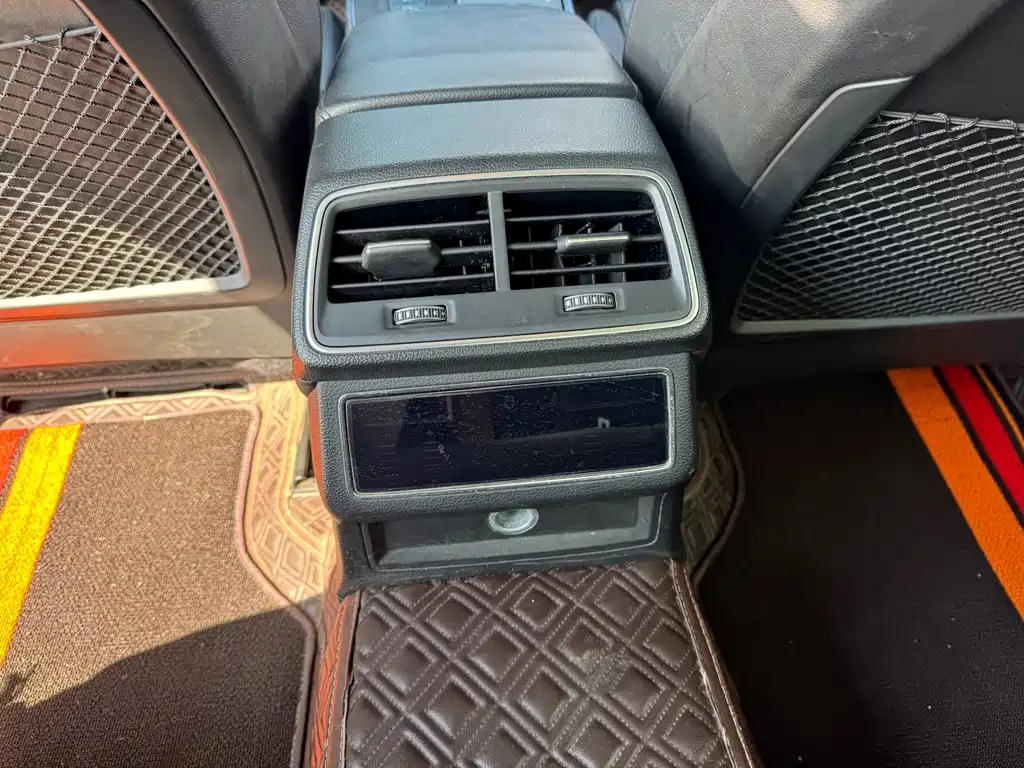Audi A6L — миниатюра 15