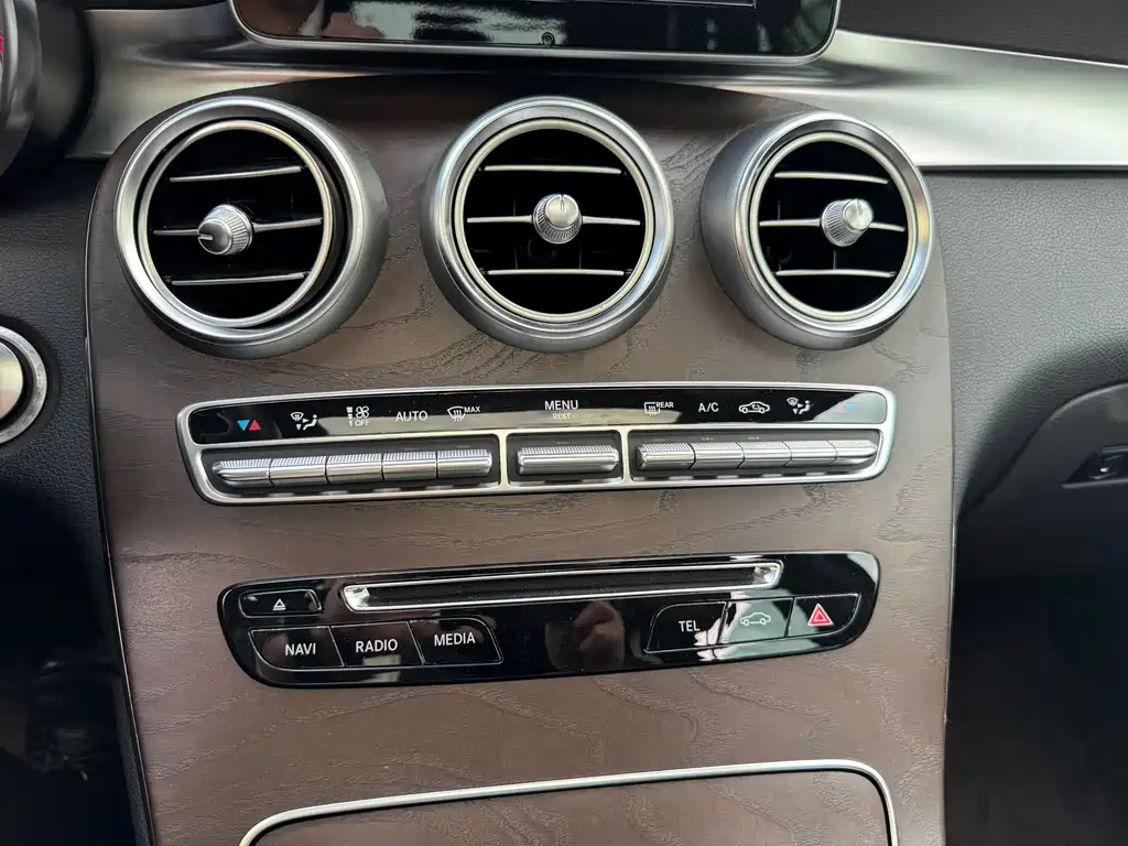 Mercedes-Benz GLC — миниатюра 17