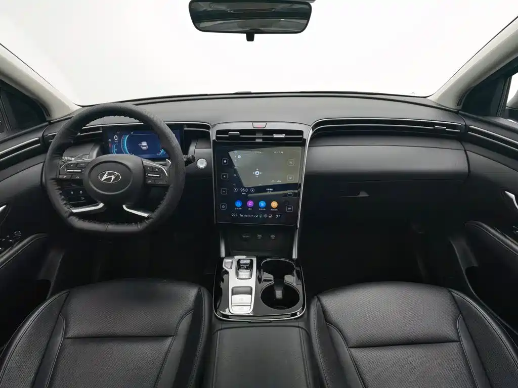Hyundai Tucson — миниатюра 25