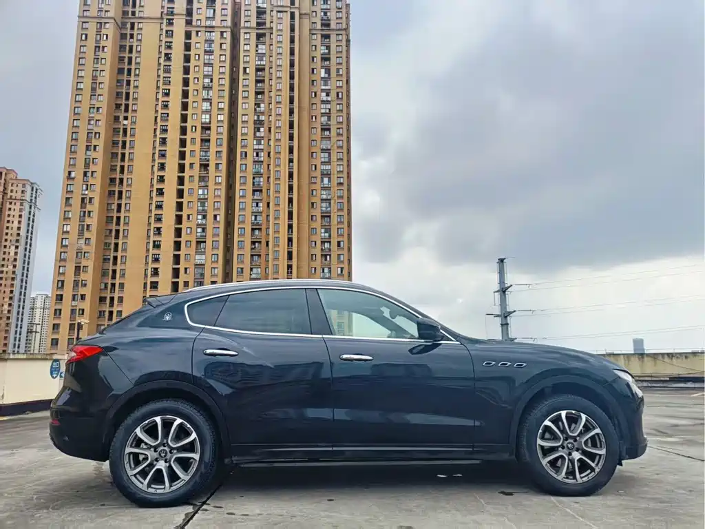 Maserati Levante — миниатюра 3