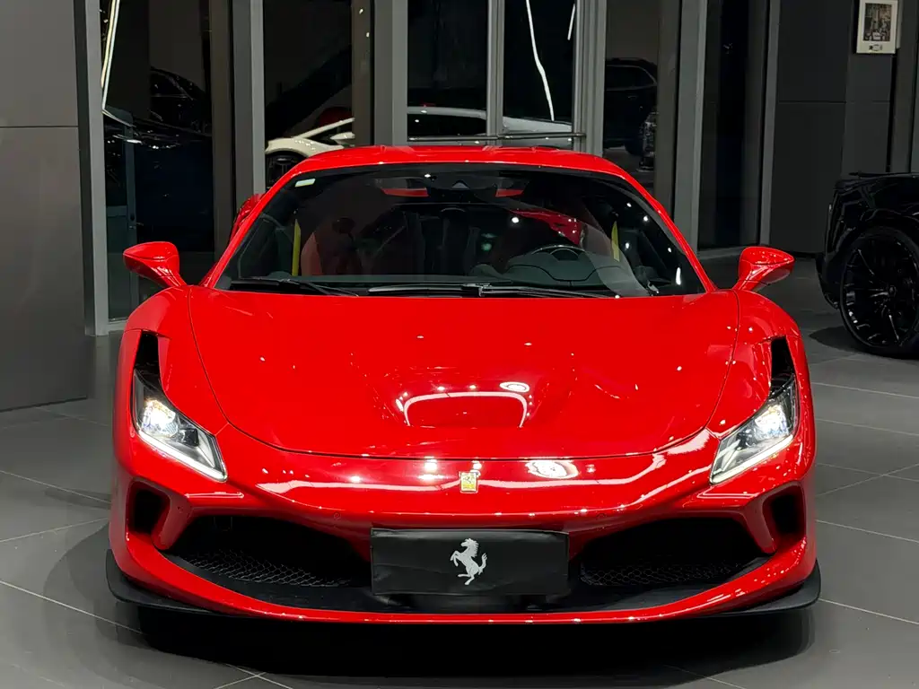 Ferrari F8 Tributo 3.9T V8, фото 2