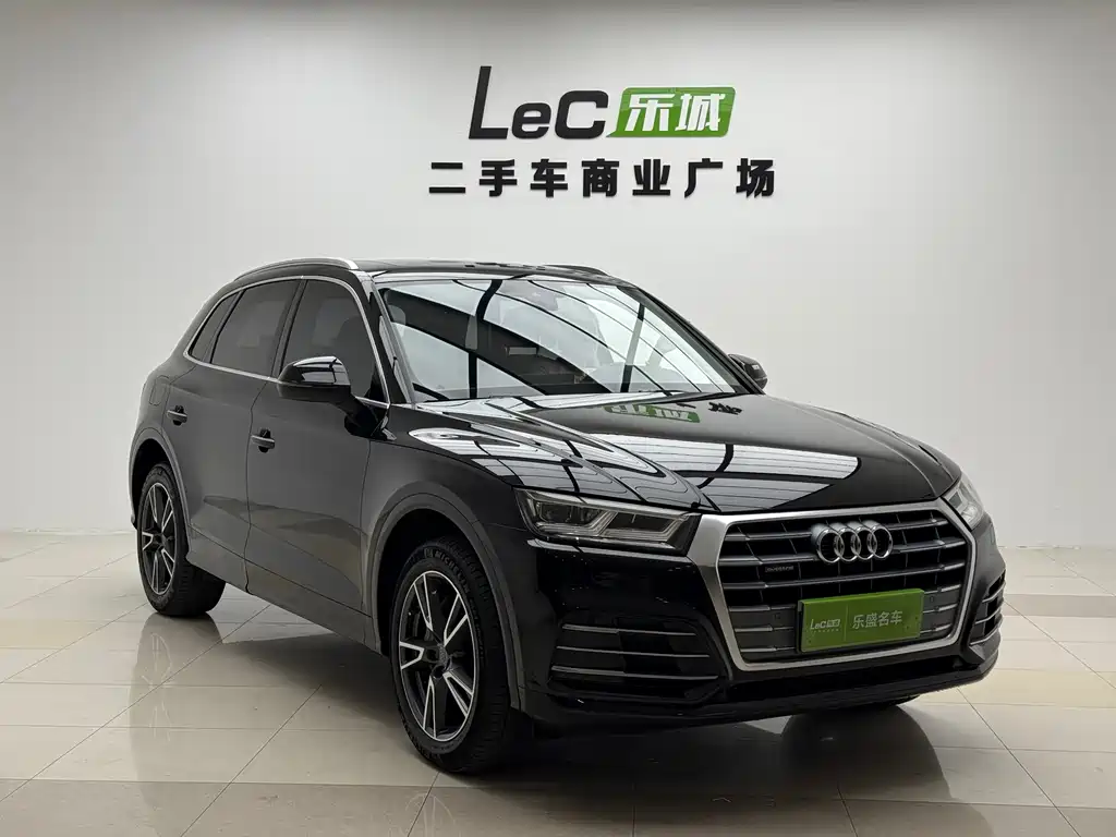 Audi Q5L 2018 40 TFSI Fashion V