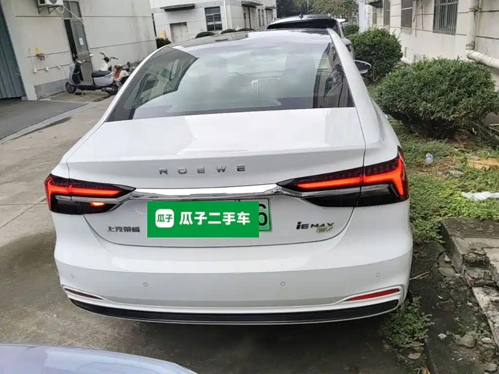 Roewe i6 MAX New Energy — миниатюра 6