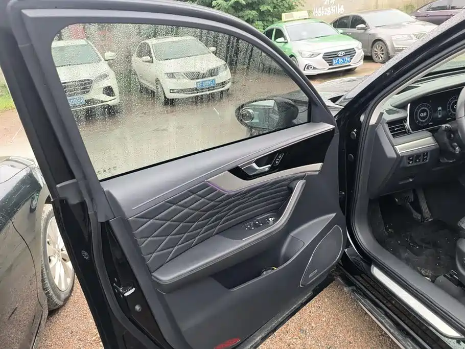 Hongqi Hongqi HS5 — миниатюра 7