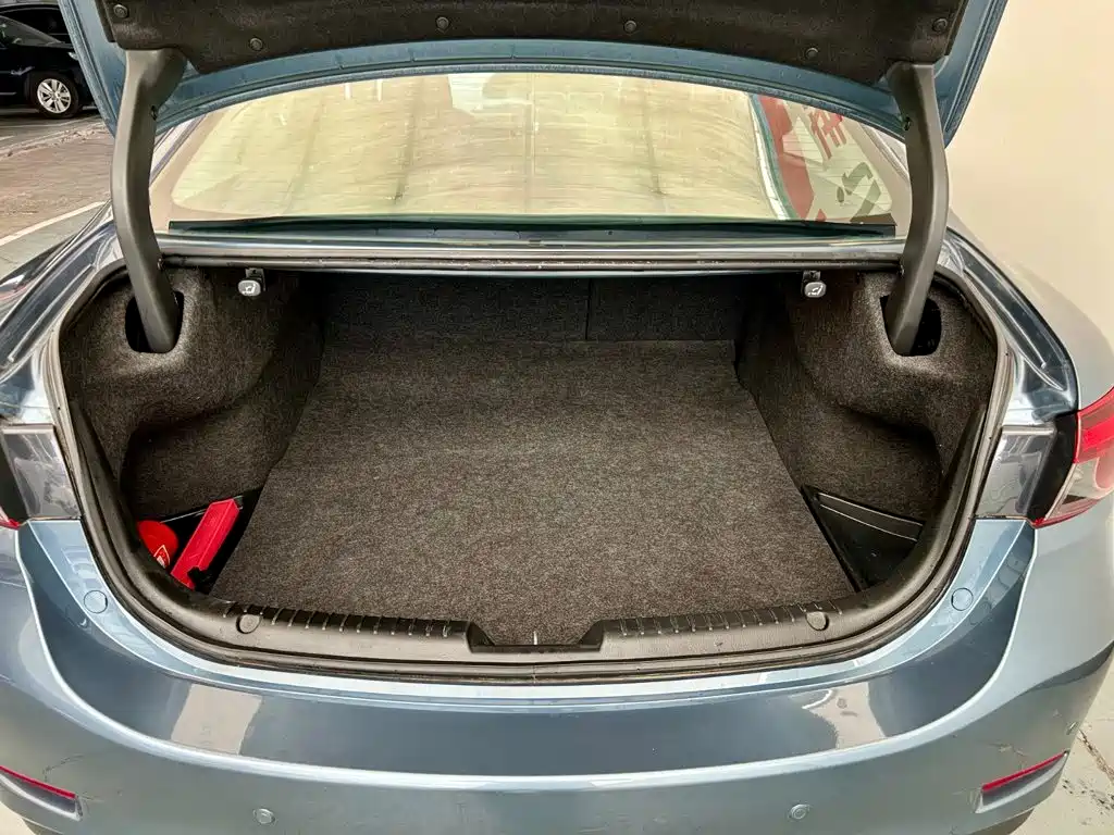Mazda Atenza — миниатюра 16