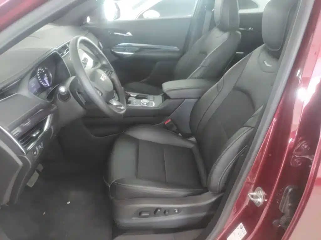 Cadillac XT4 — миниатюра 15
