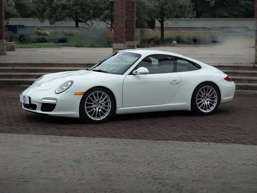Porsche 911 2010 Carrera 4S 3.8L