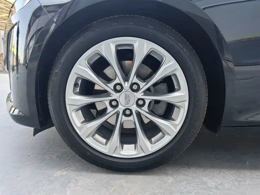 Cadillac CT5 — миниатюра 15