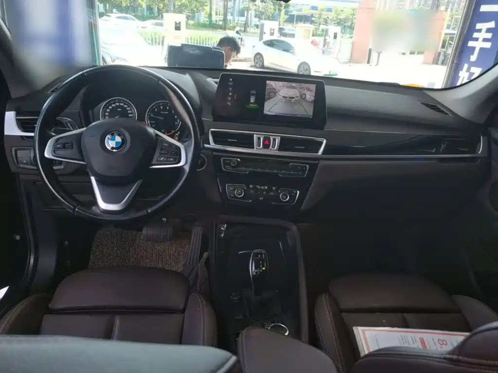 BMW X1 — миниатюра 10