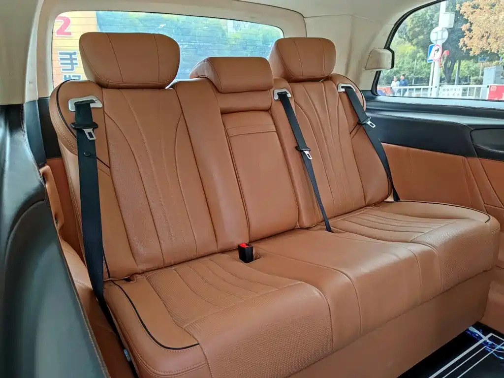 Mercedes-Benz Vito — миниатюра 22