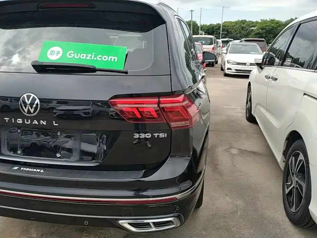 Volkswagen Tiguan L L 2023 330TSI AT R-Line