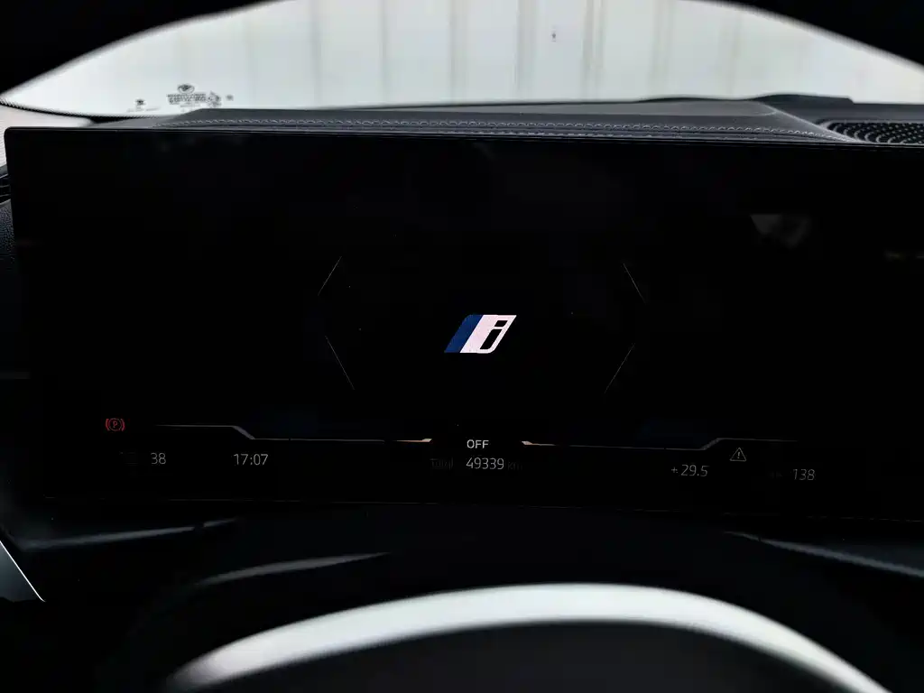 BMW i3 — миниатюра 12