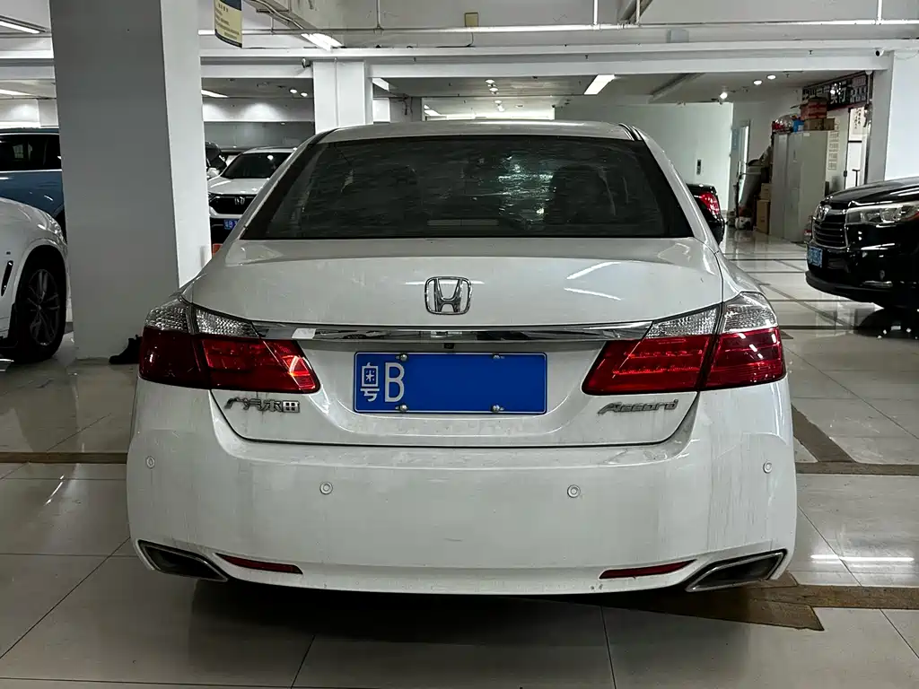 Honda Accord — миниатюра 5