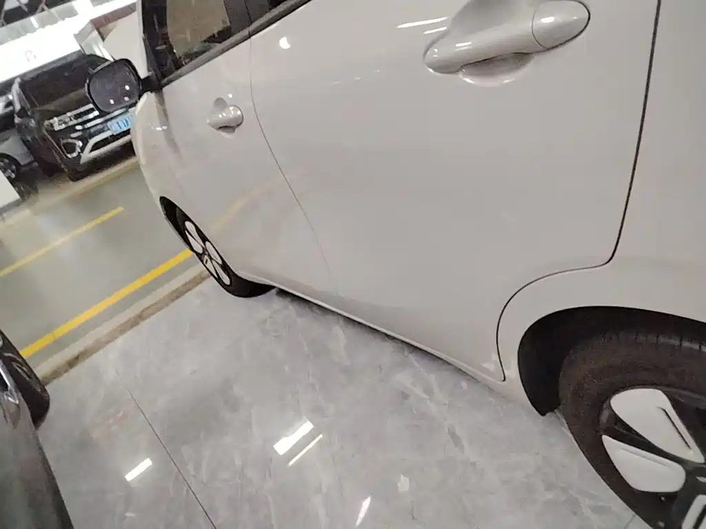 Wuling MINIEV — миниатюра 22