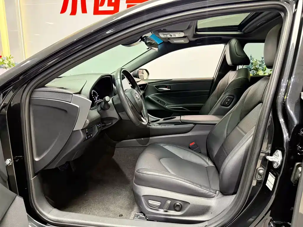 Toyota Avalon — миниатюра 6