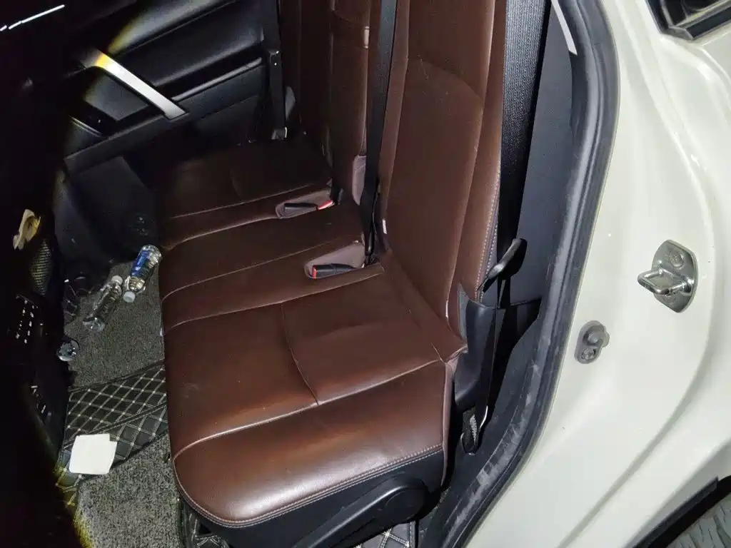 Toyota Prado — миниатюра 15
