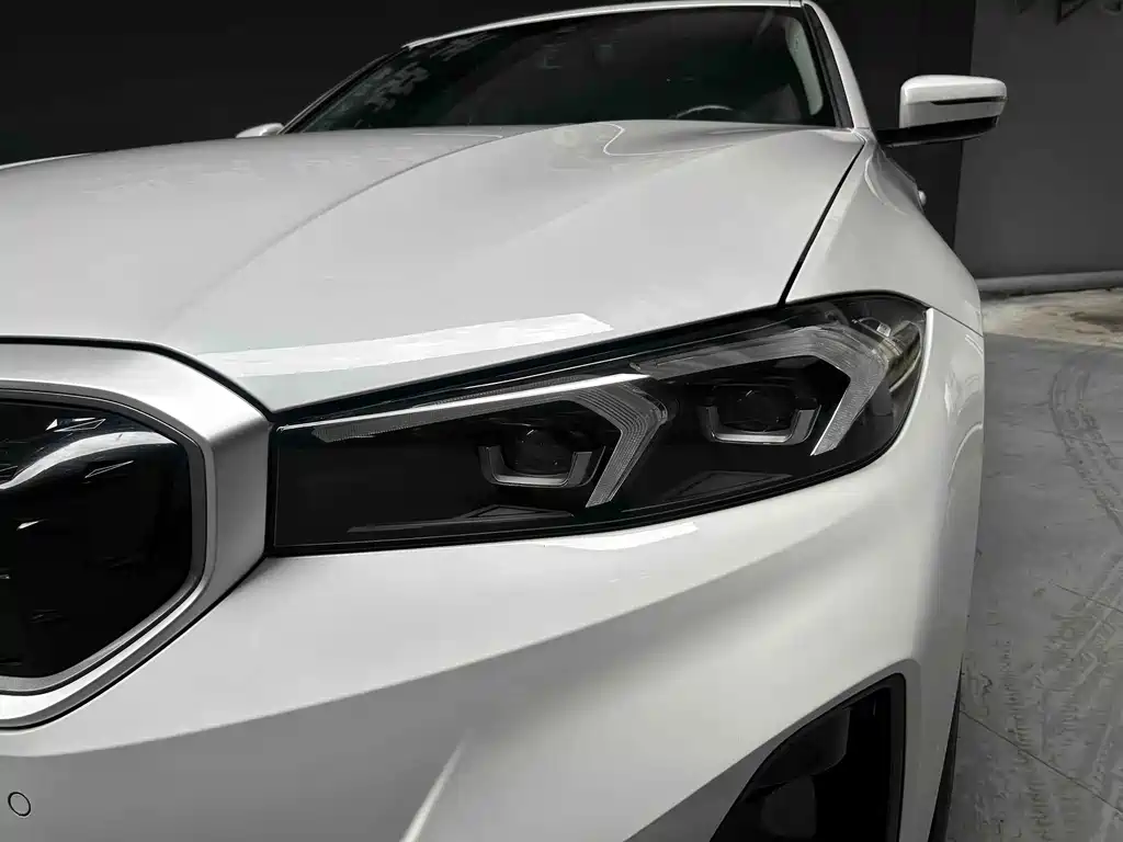BMW i3 — миниатюра 8