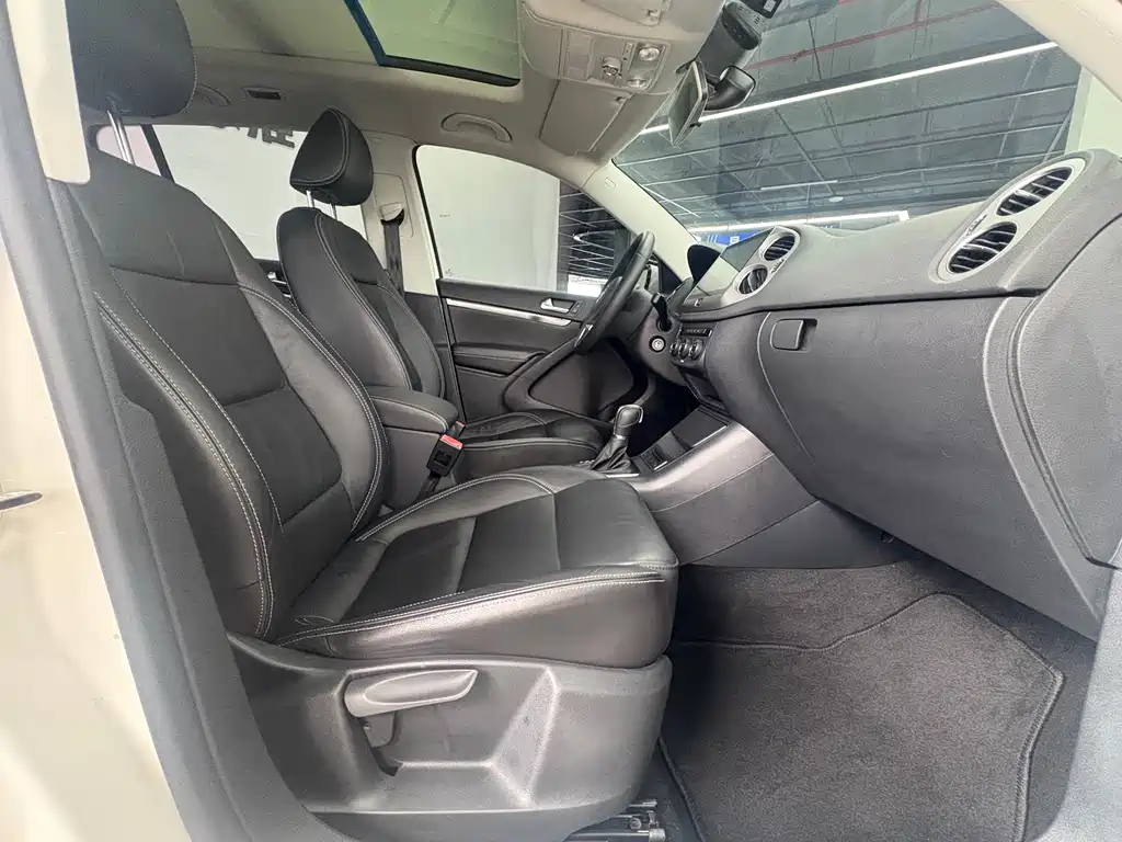 Volkswagen Tiguan — миниатюра 8