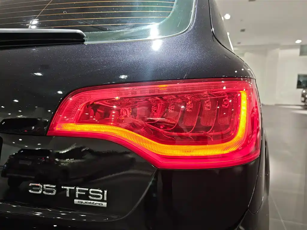 Audi Q7 — миниатюра 16