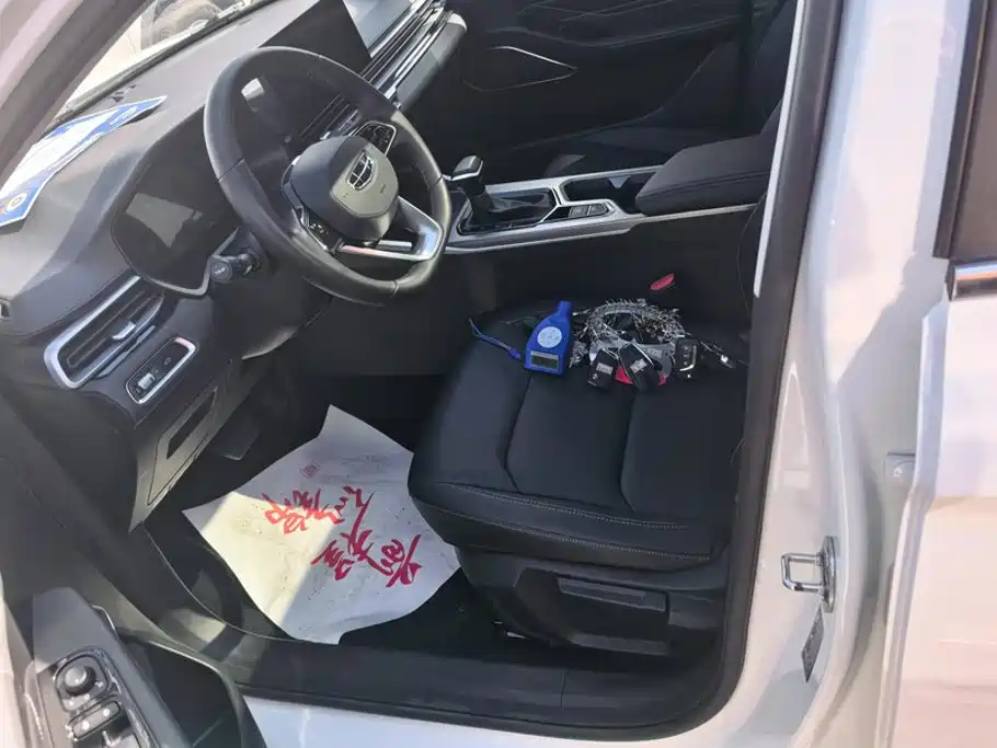 Geely Emgrand — миниатюра 9