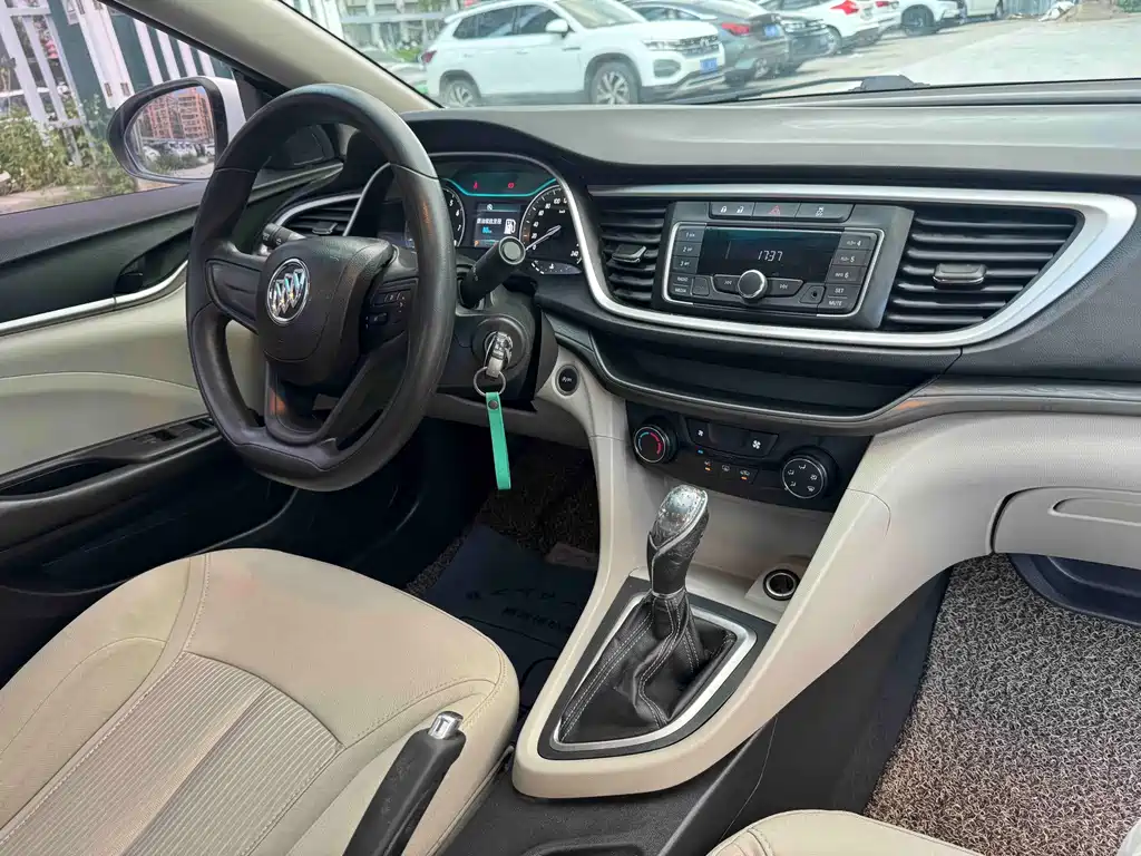 Buick Excelle — миниатюра 18