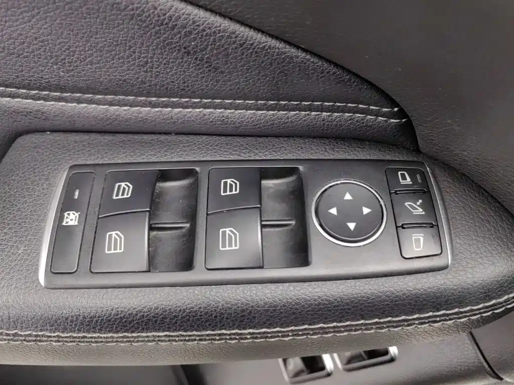 Mercedes-Benz GLS — миниатюра 9