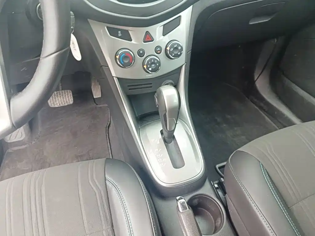 Chevrolet Trax — миниатюра 14