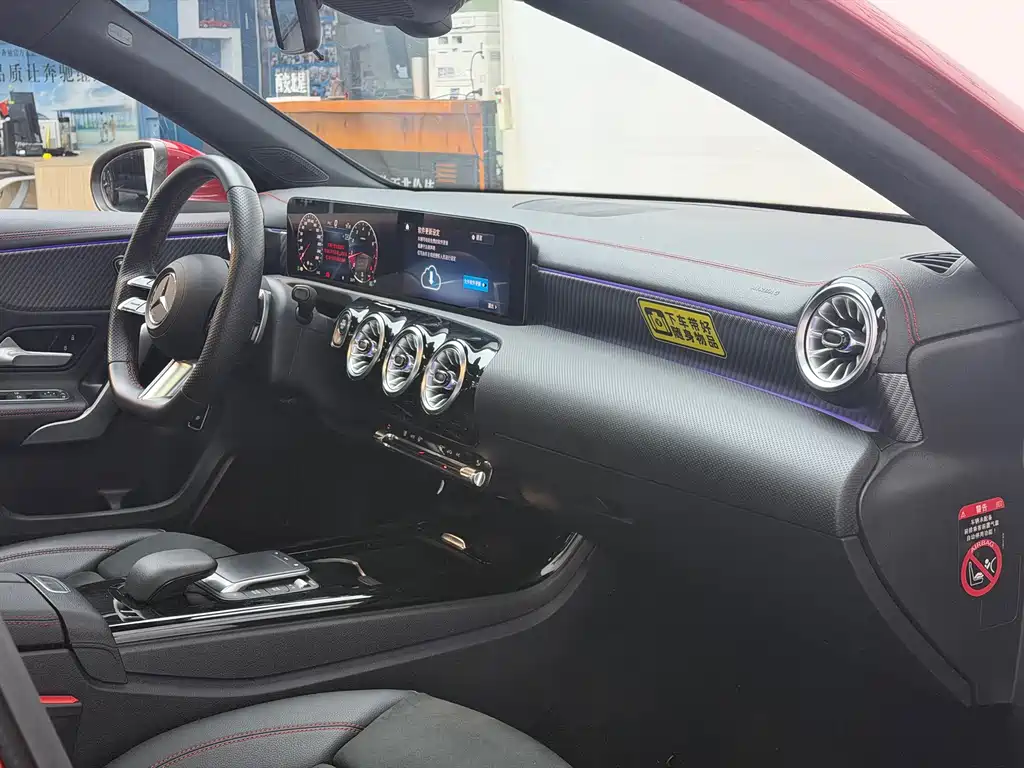 Mercedes-Benz A-Class — миниатюра 17