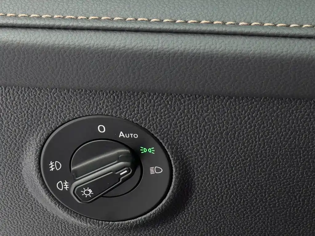 Volkswagen Tharu XR 280TSI 2WD Luxury Edition, фото 18