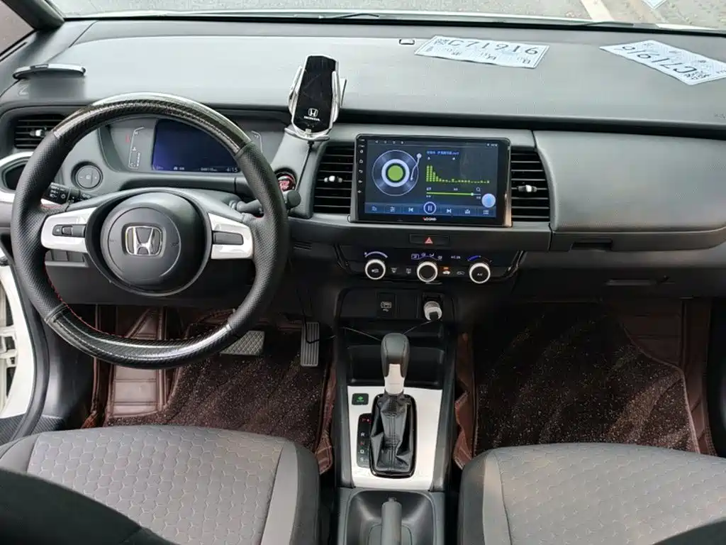 Honda Fit — миниатюра 9
