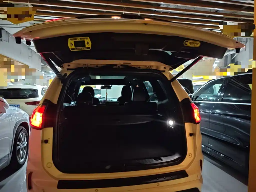 Ford Edge — миниатюра 19
