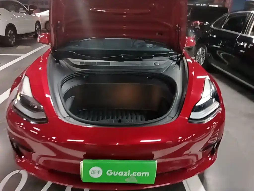 Tesla Model 3 — миниатюра 20