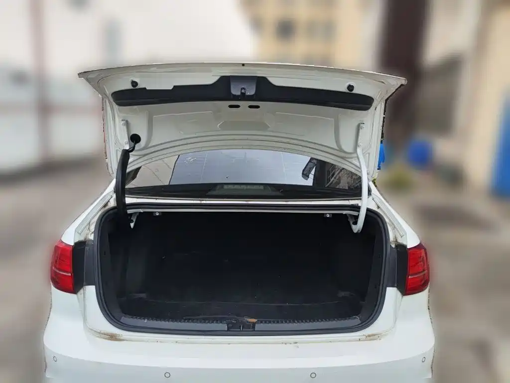 Volkswagen Sagitar — миниатюра 20