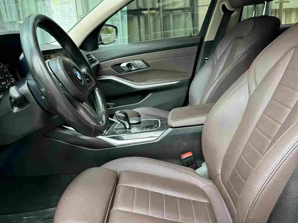 BMW 3 Series — миниатюра 9