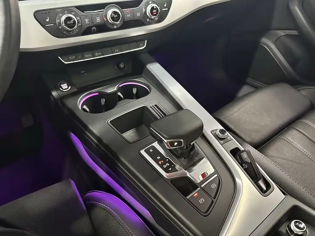 Audi A4L — миниатюра 9