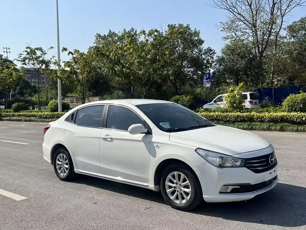 GAC TRUMPCHI GA3S VISION