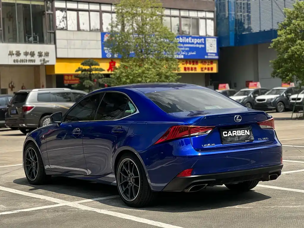 Lexus IS — миниатюра 6