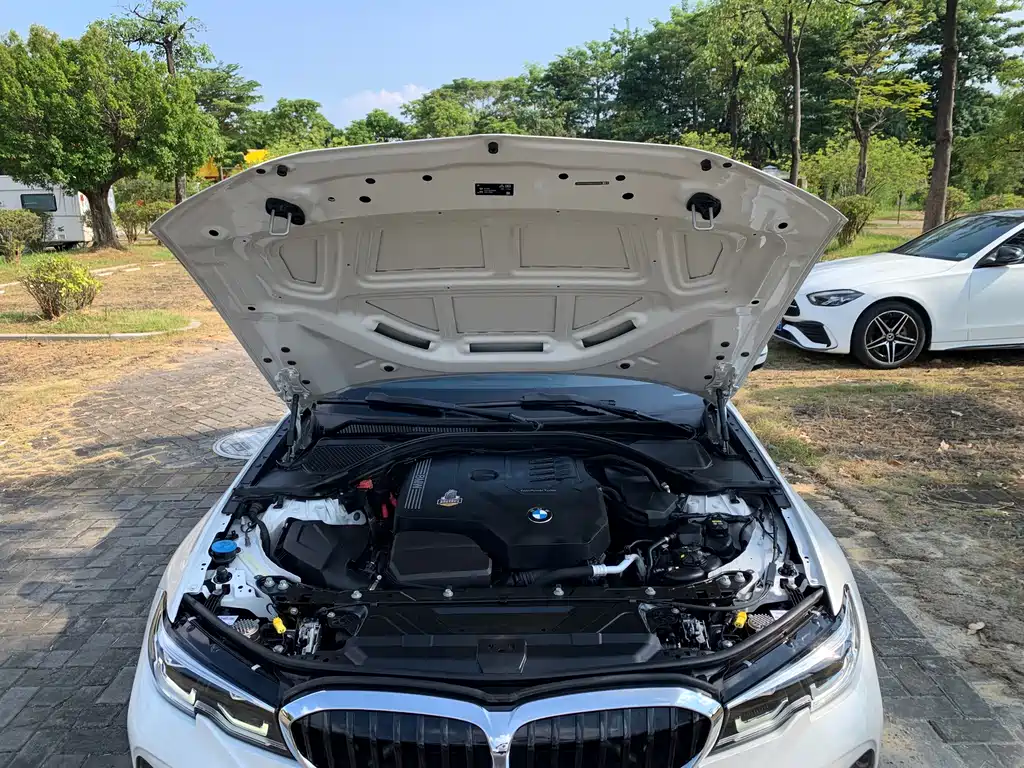 BMW 3 Series — миниатюра 14