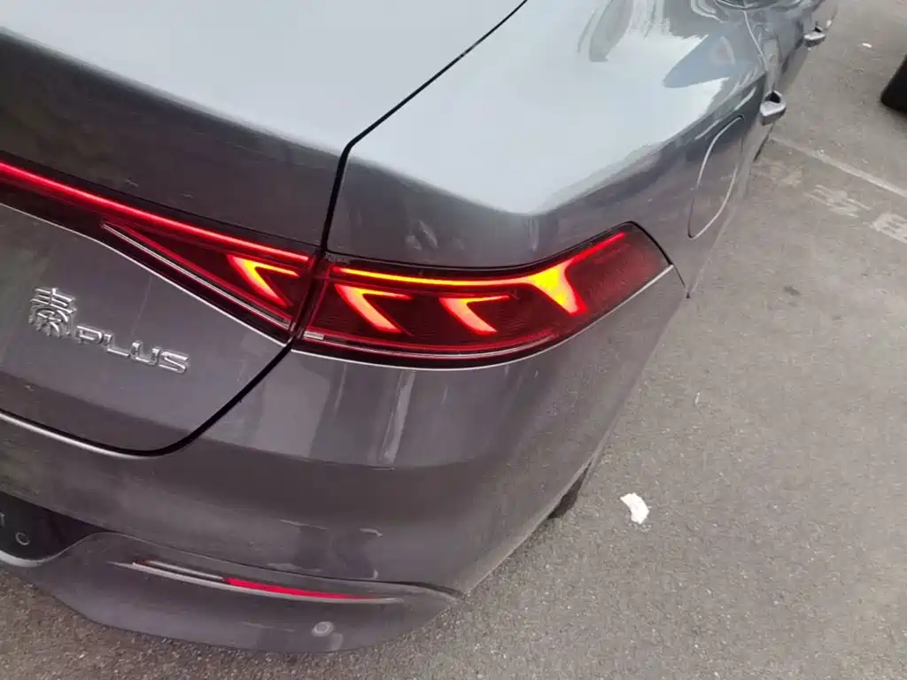 BYD Qin PLUS — миниатюра 8