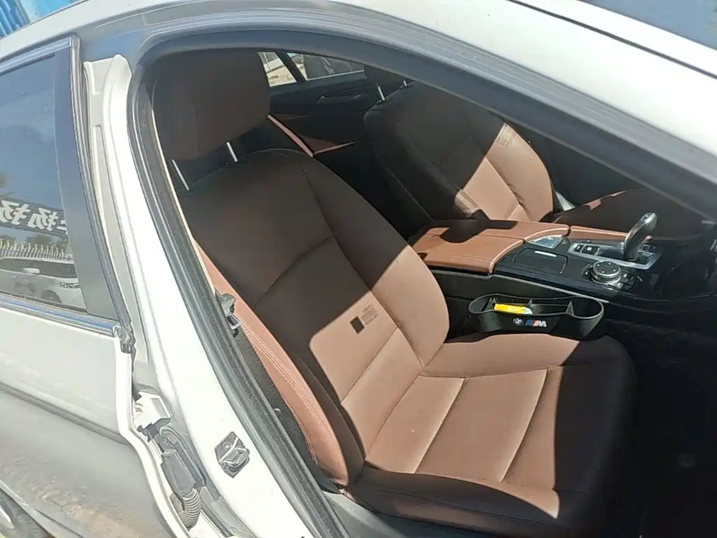 BMW 5 Series — миниатюра 25