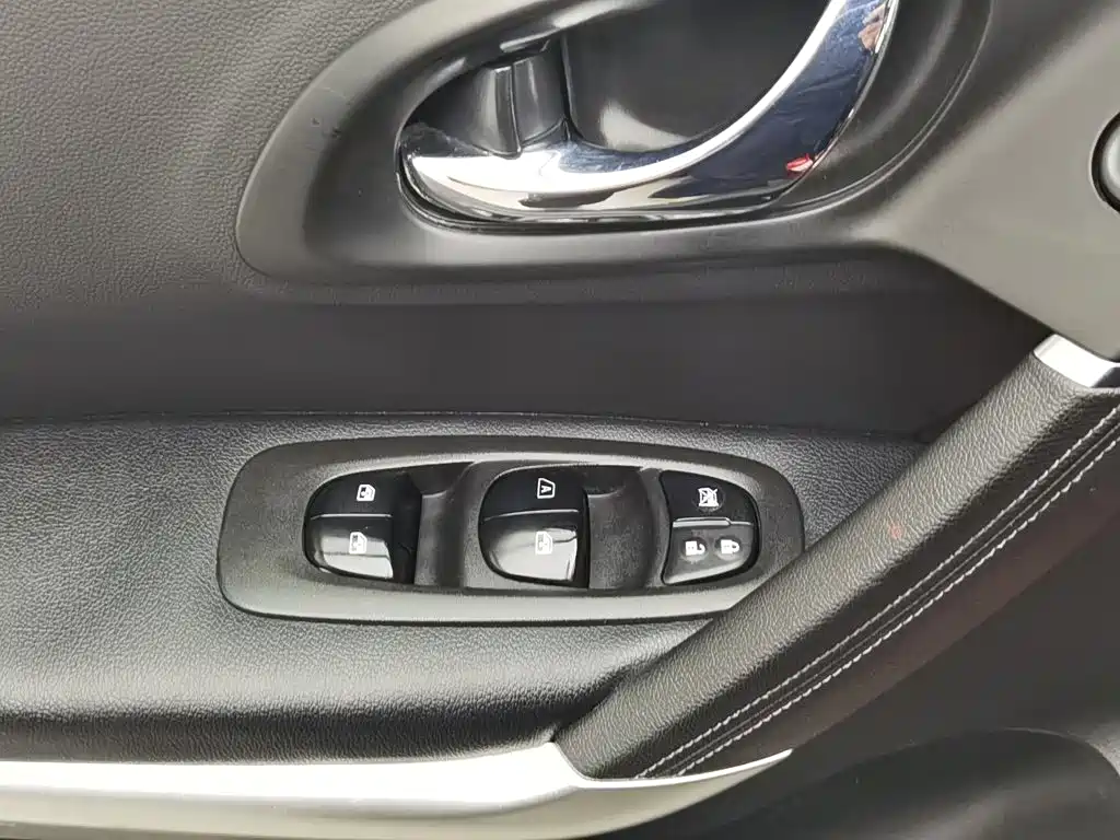 Renault Kadjar — миниатюра 9