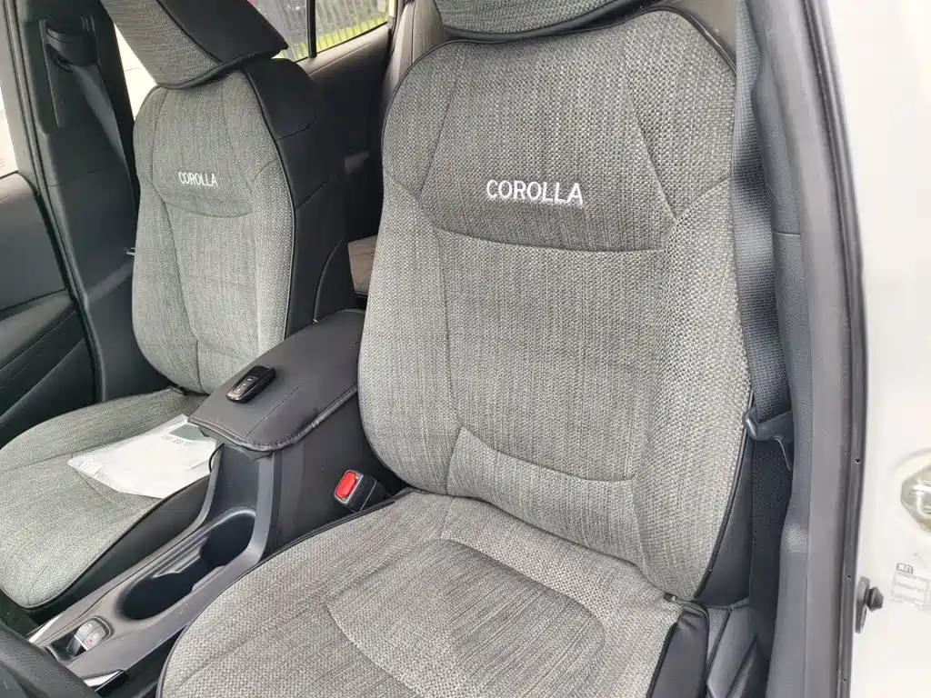 Toyota Corolla — миниатюра 11