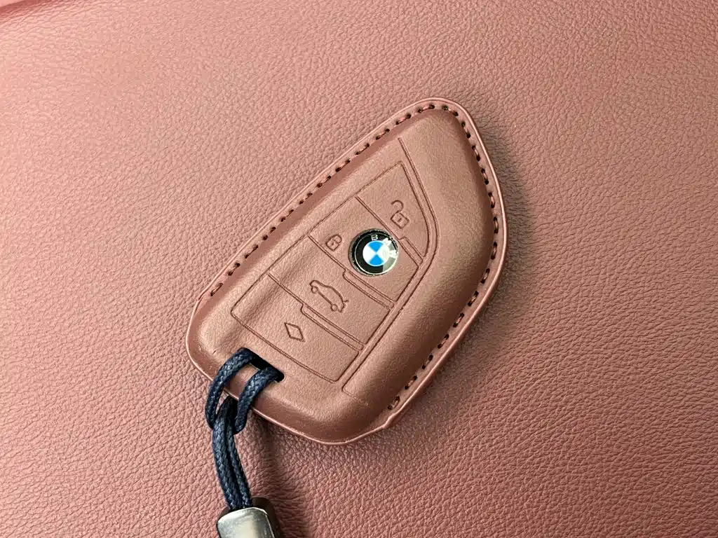BMW iX3 — миниатюра 17