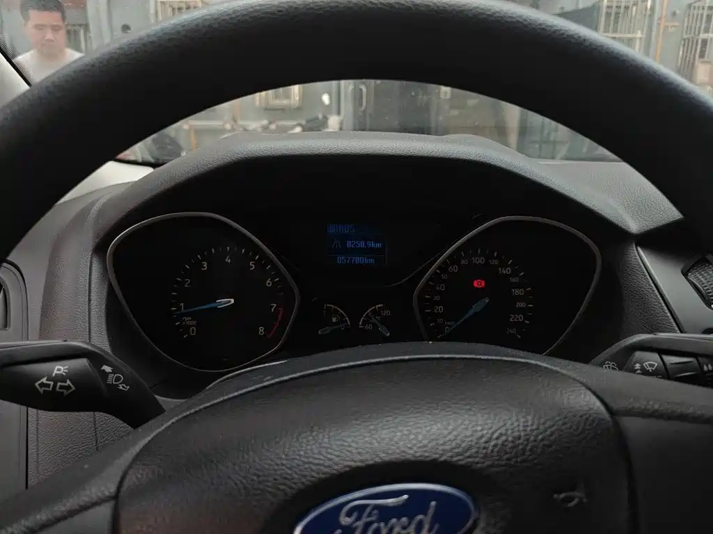 Ford Focus — миниатюра 12