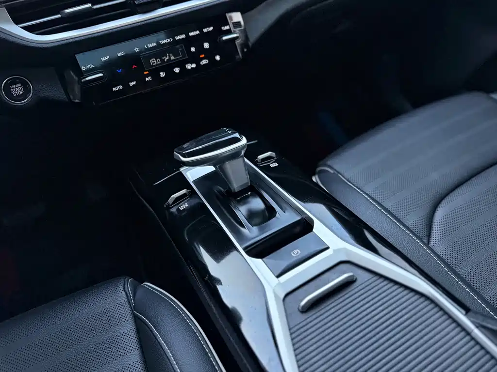 Kia K3 — миниатюра 16