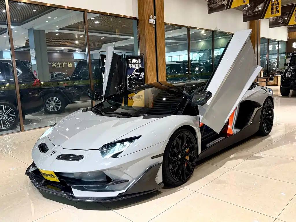 Lamborghini Aventador — миниатюра 5