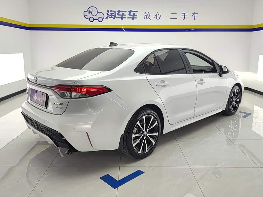 Toyota Levin 1.2 л 2021 г. Белый, пробег 29900 км