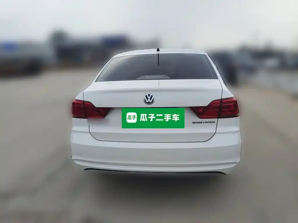 Volkswagen Santana — миниатюра 5