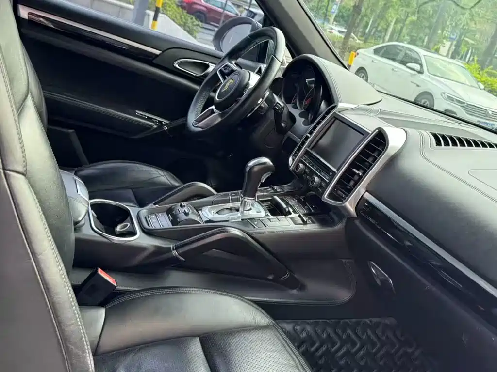 Porsche Cayenne 2011 Cayenne 3.0T
